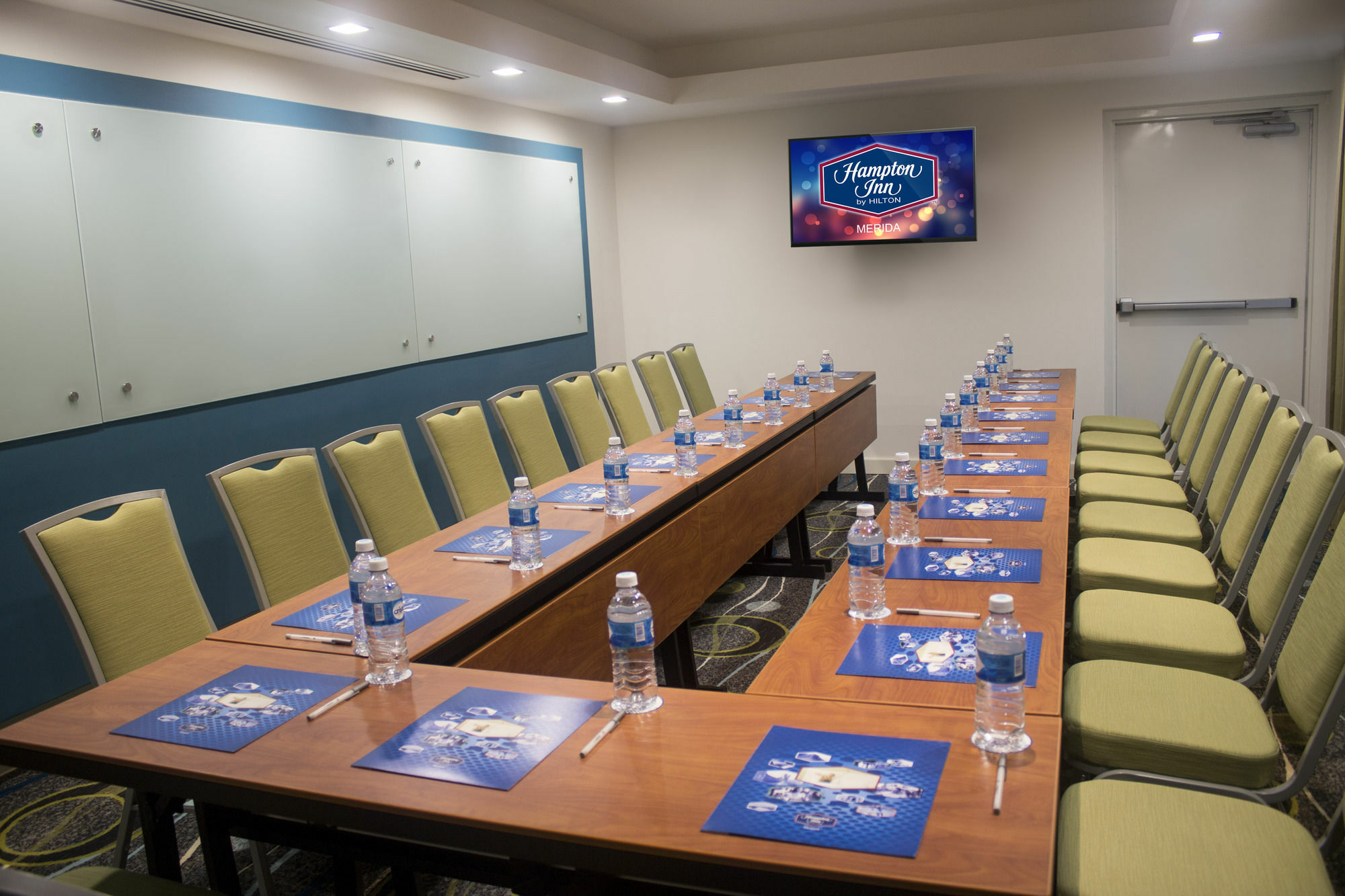Hampton Inn By Hilton Меріда Екстер'єр фото